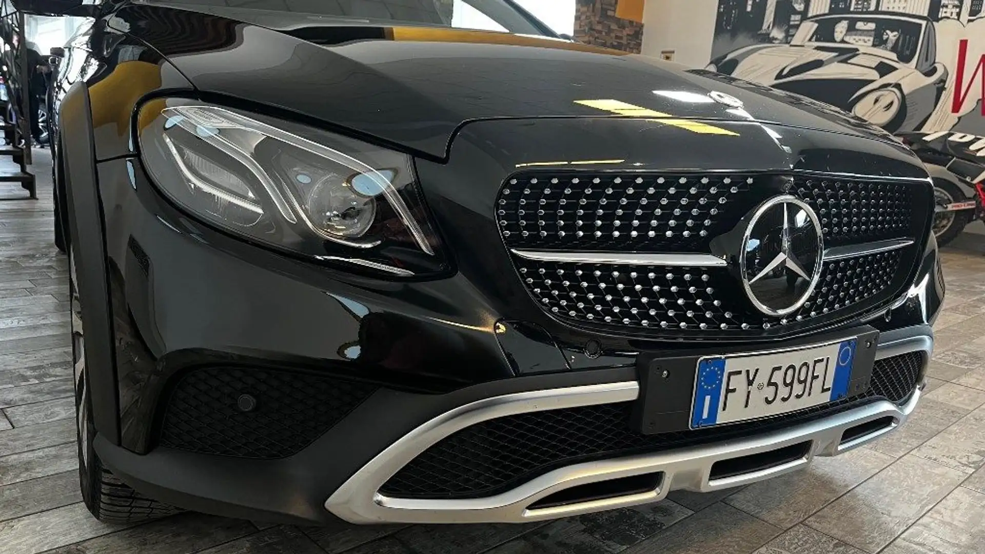 Mercedes-Benz E 220 d S.W. 4Matic Auto Premium Plus All-Terrain Nero - 1