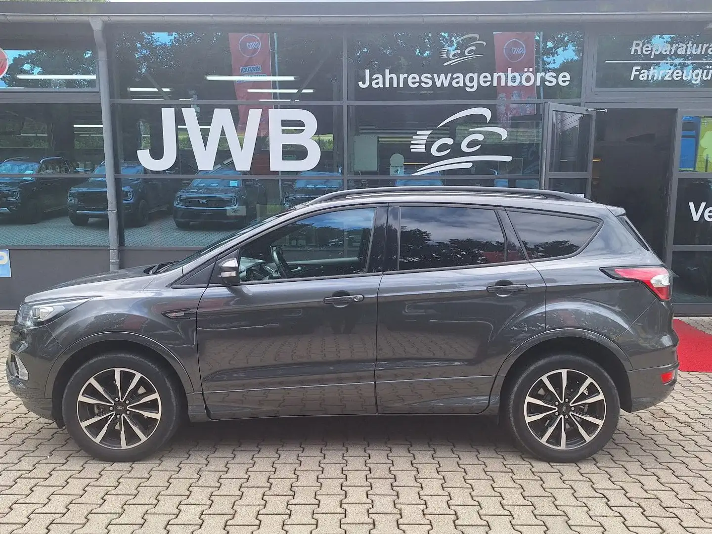 Ford Kuga 2,0d ST-Line 4x4 AHK DAB Sitzhz 2.Hd Np43t€ Grau - 1