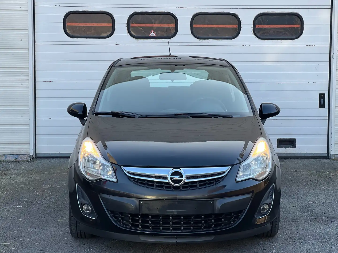 Opel Corsa 1.3 CDTi Enjoy prêt à immatriculer Noir - 2