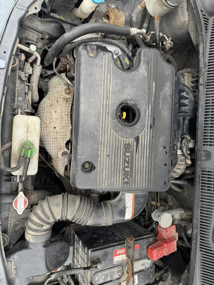 Suzuki SX4 снимка Suzuki SX4