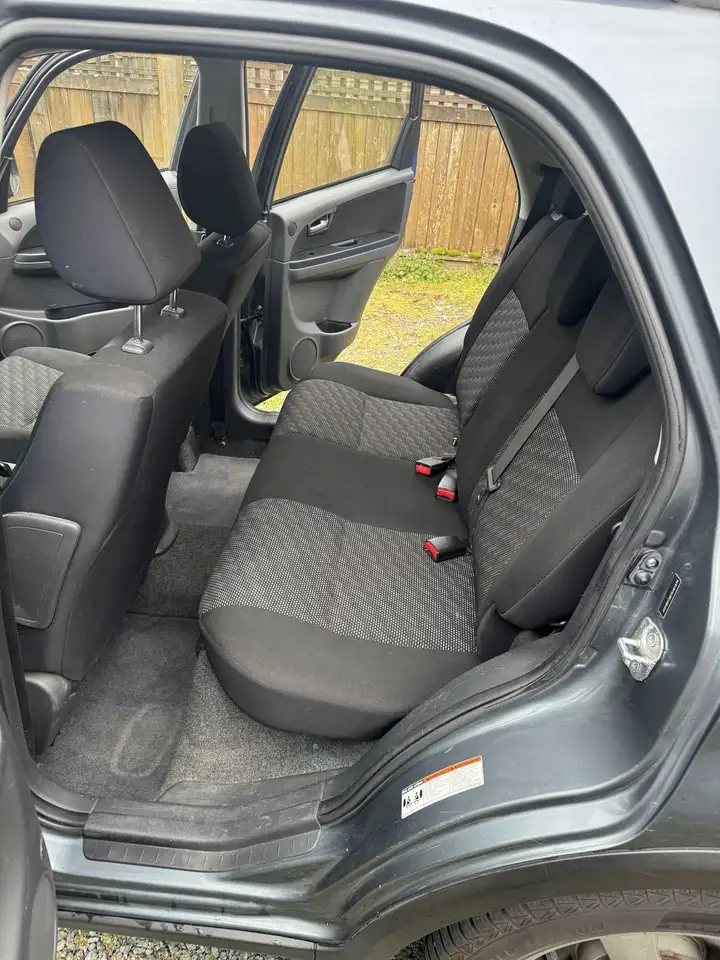 Suzuki SX4 снимка Suzuki SX4