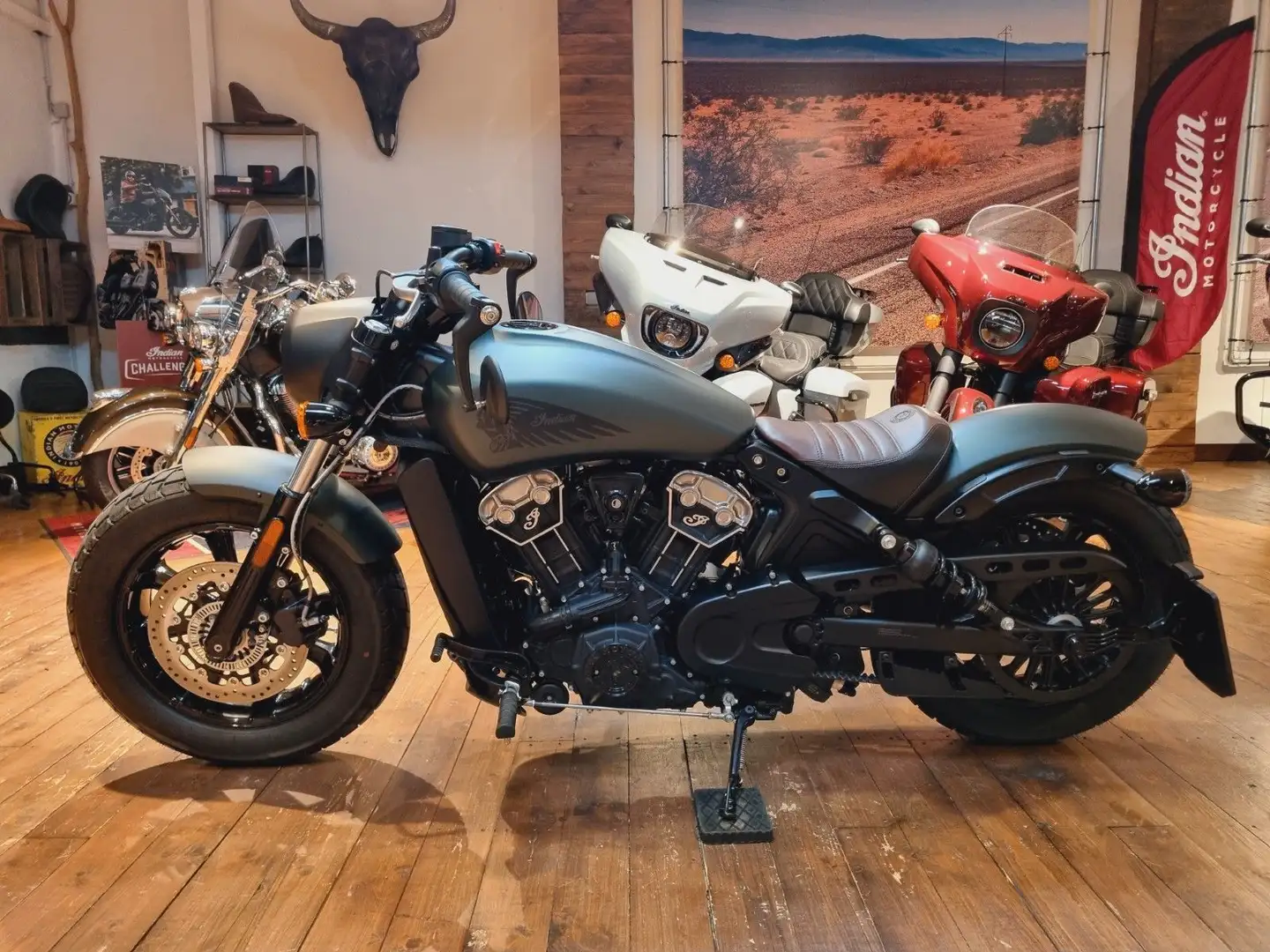 Indian Scout Bobber "Extras" 100 Jahre (250/4,99 %) Verde - 1