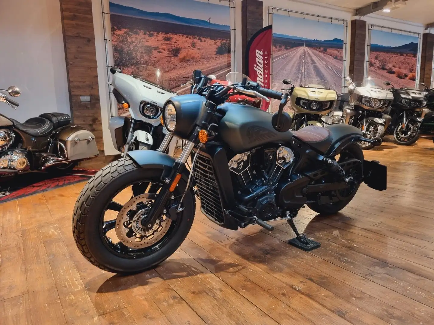 Indian Scout Bobber "Extras" 100 Jahre (250/4,99 %) Verde - 2
