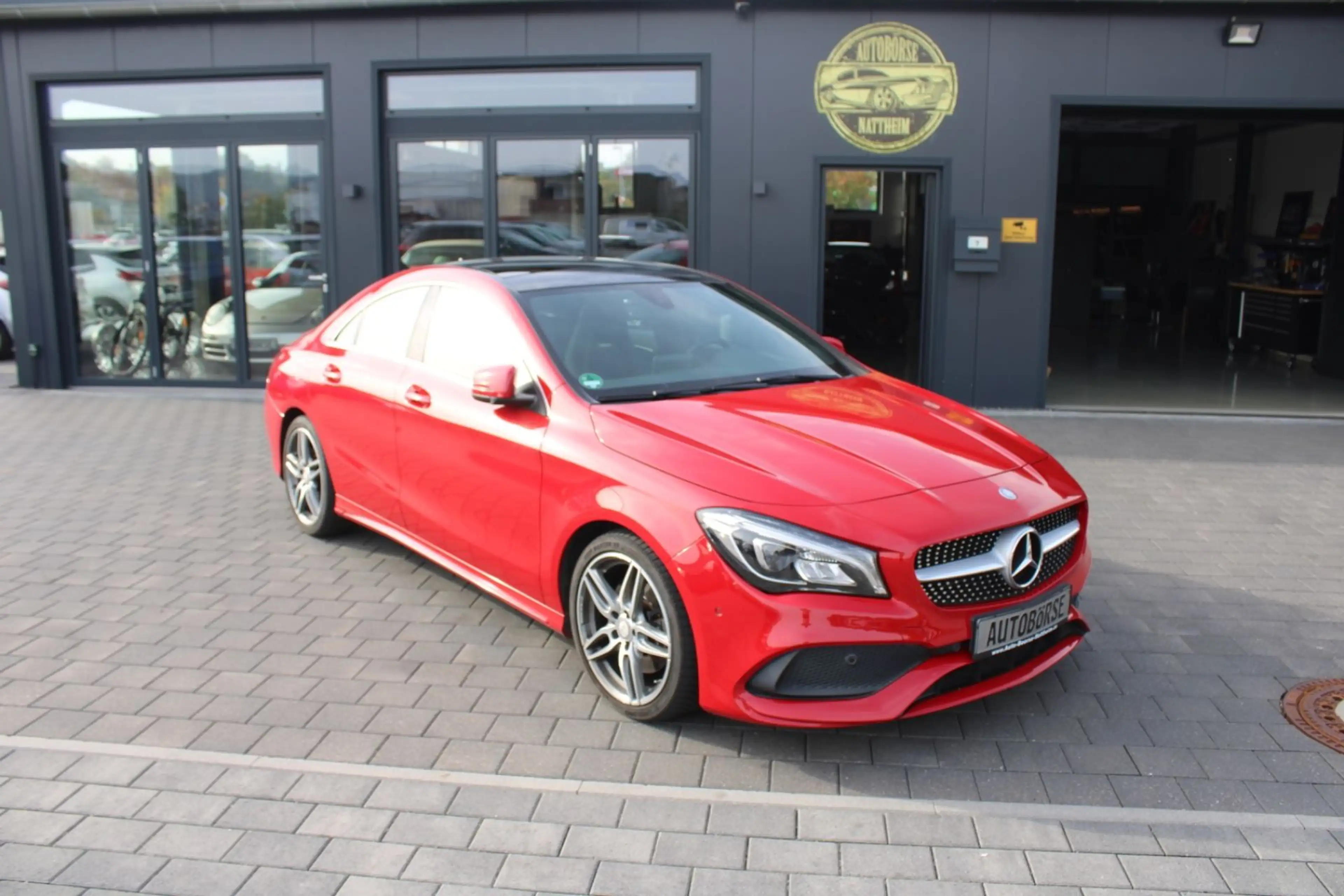 Mercedes-Benz CLA 220 d 4Matic *AMG LINE*