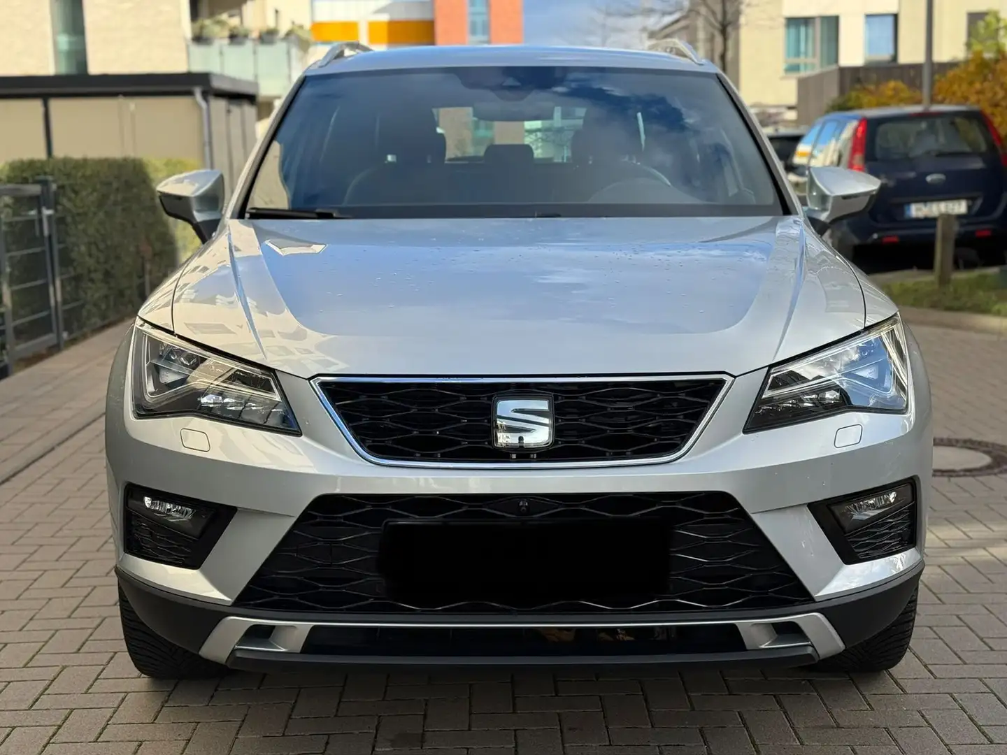 SEAT Ateca Xcellence Silber - 1