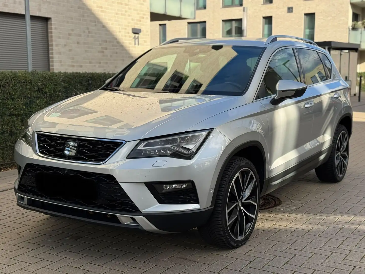 SEAT Ateca Xcellence Silber - 2