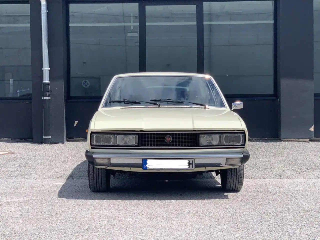 Fiat 130 Coupe aus Spezialistenhand, foto 5
