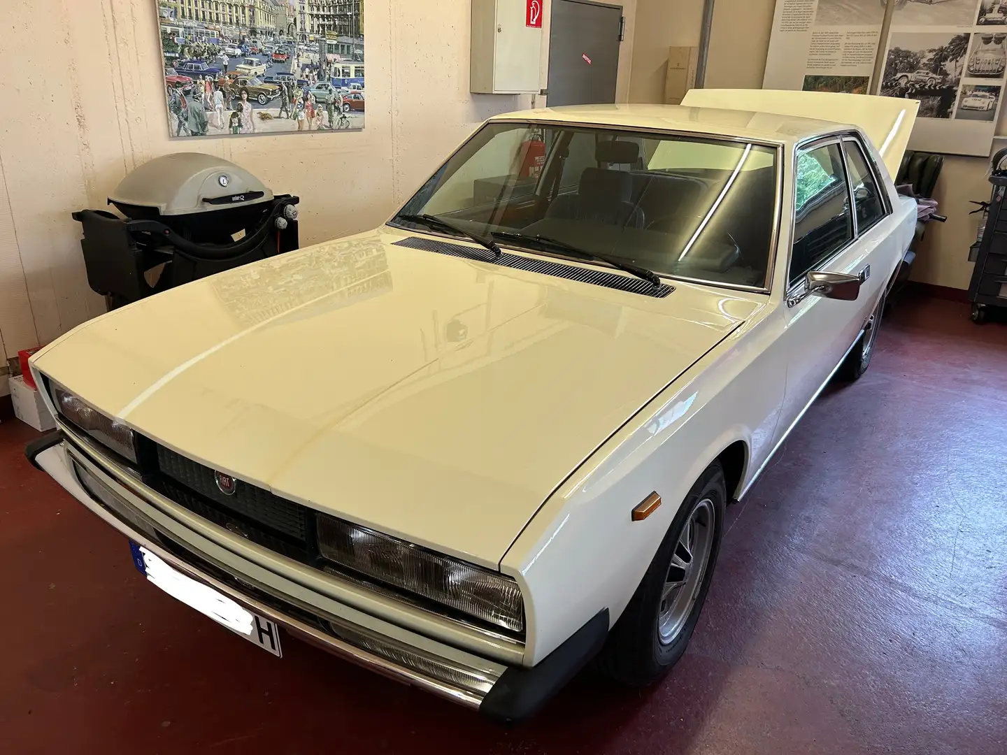 Fiat 130 Coupe aus Spezialistenhand Weiß - 2