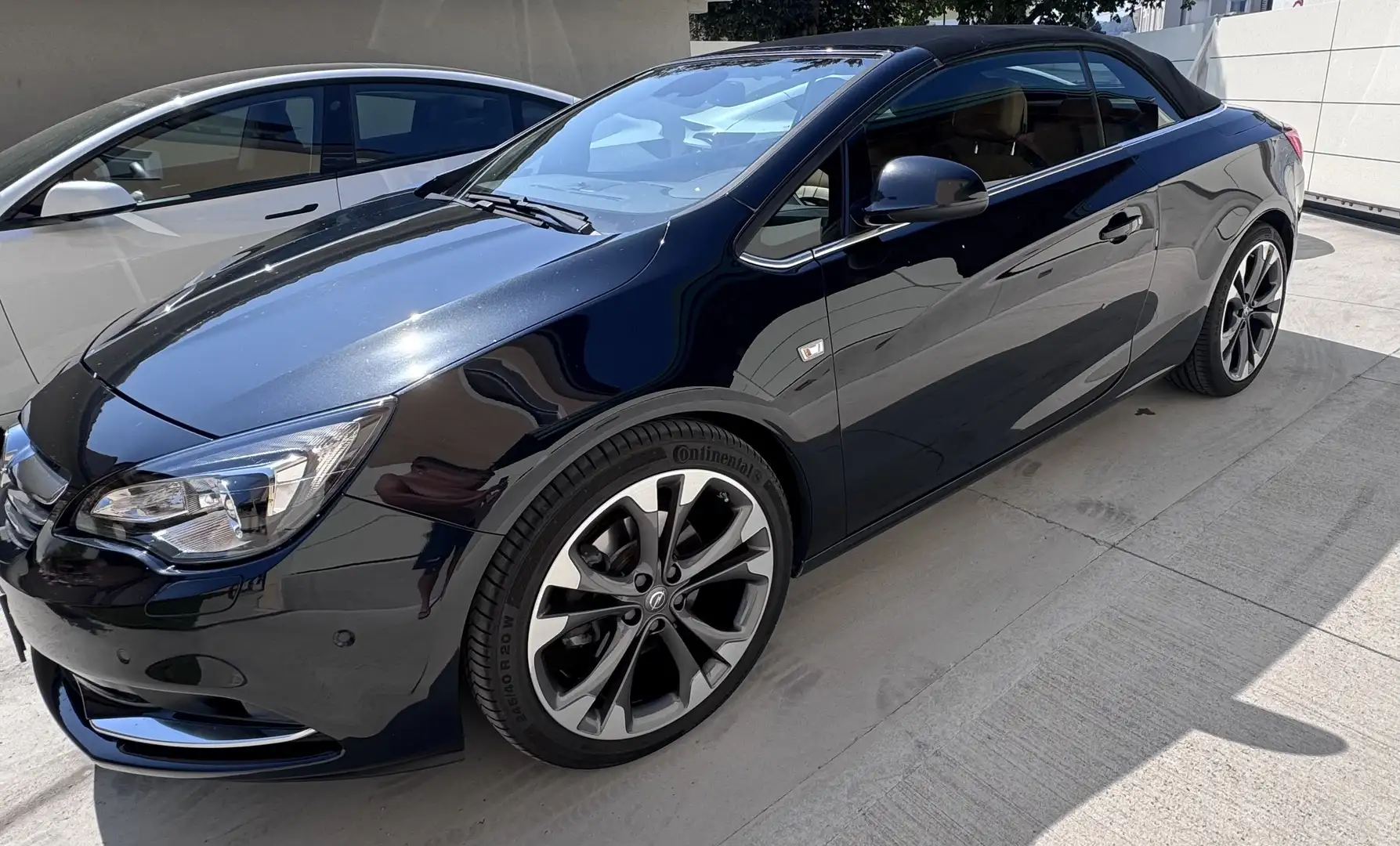 Opel Cascada 2,0 BiTurbo CDTI Ecoflex Cosmo Start/Stop System - 2