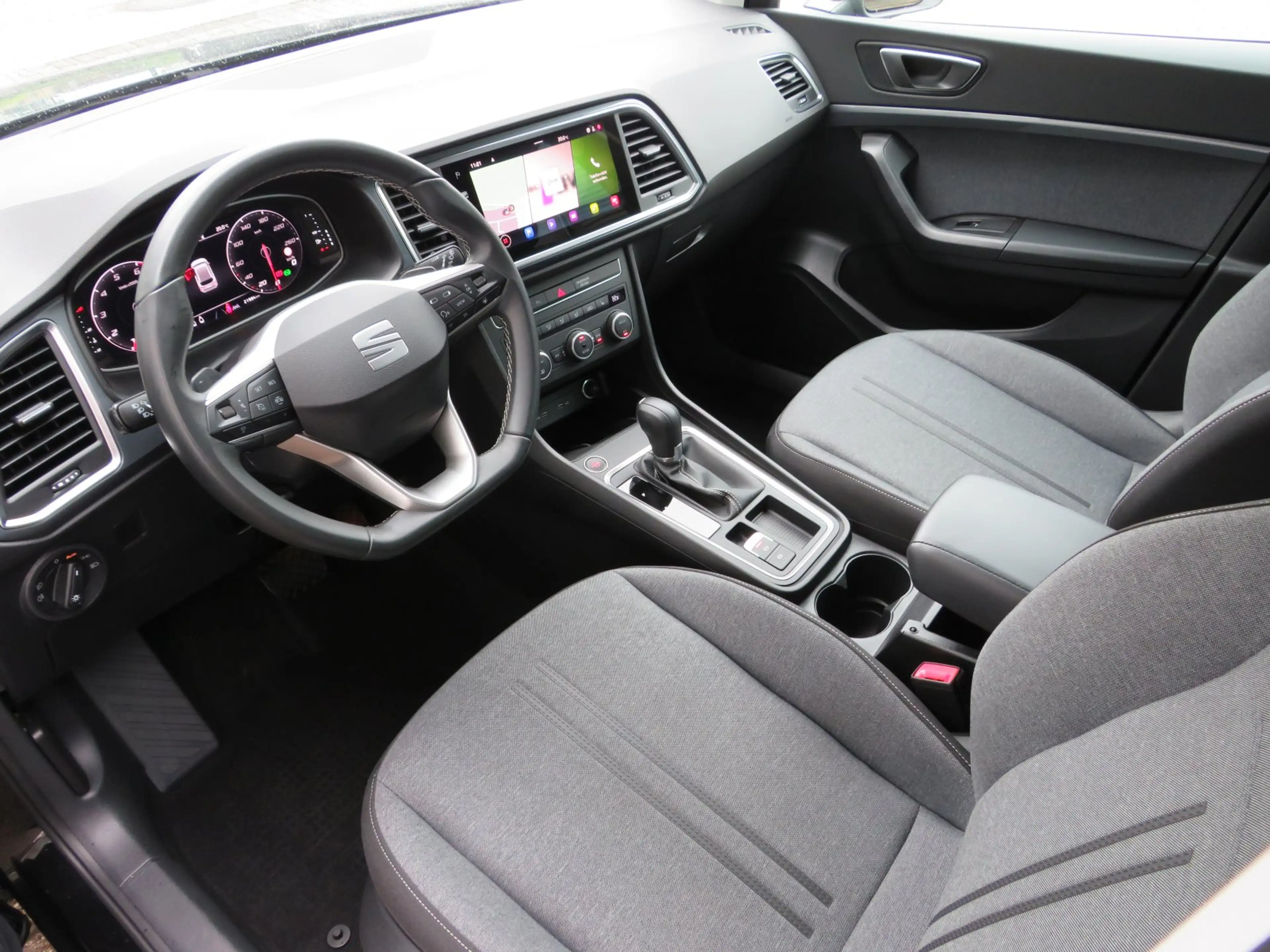 SEAT Ateca 1.5 TSI DSG Style AHK/NAVI/ACC/LED — photo 4