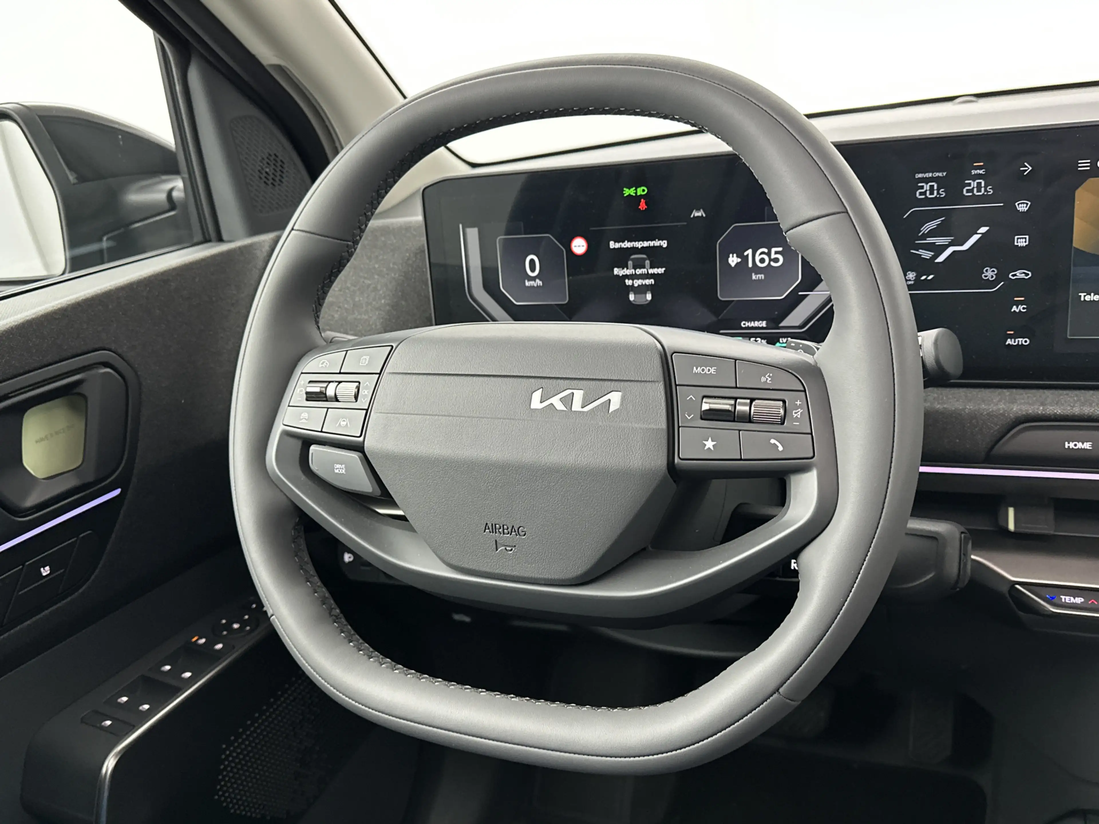 Kia EV2 Demo edition 42.2 kWh 4p. | premium audio | schuif — photo 15