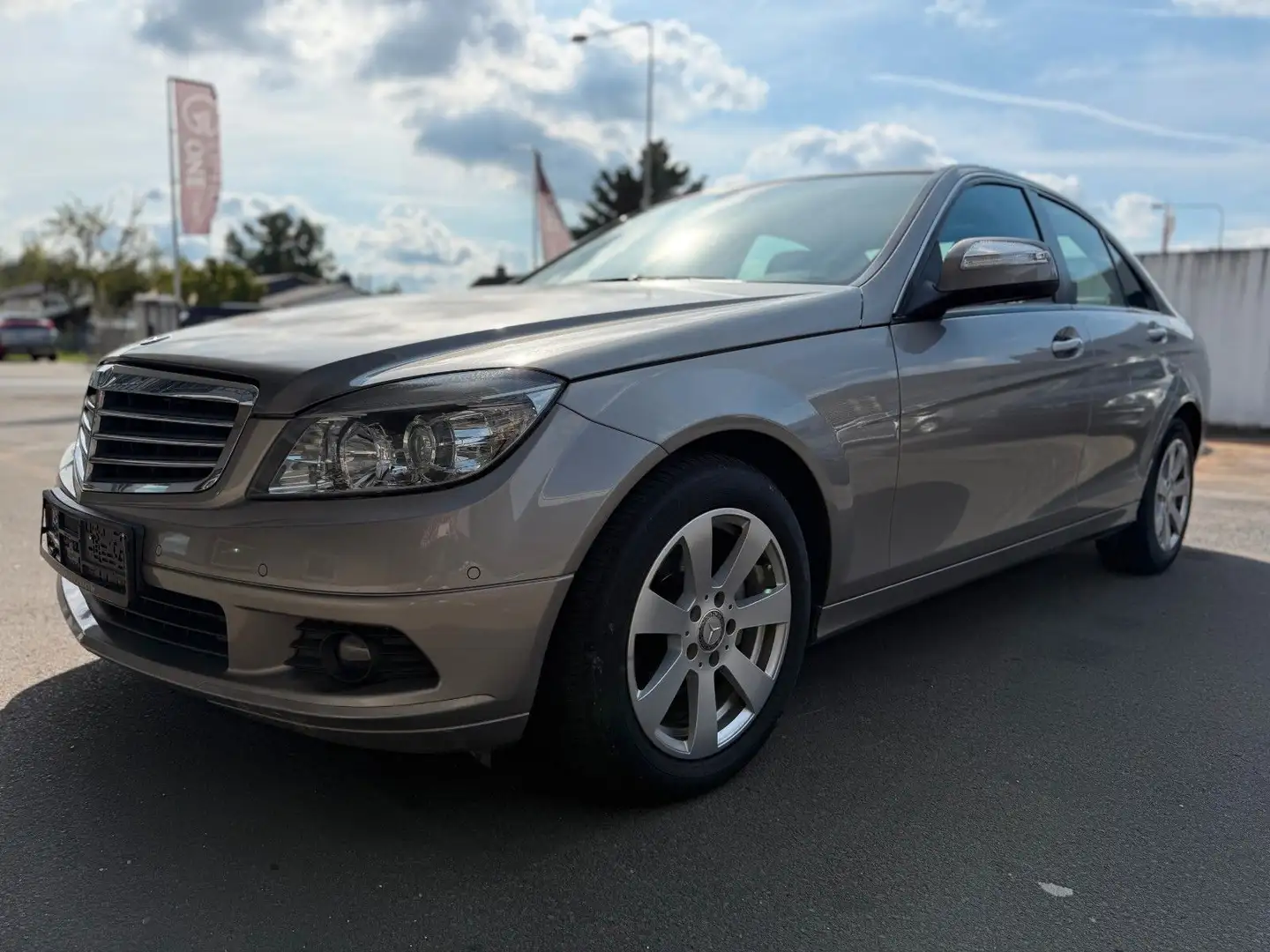 Mercedes-Benz C 180 Kompressor*Klima*Temp.*Sitzhzg.*2.Hand* Silber - 1