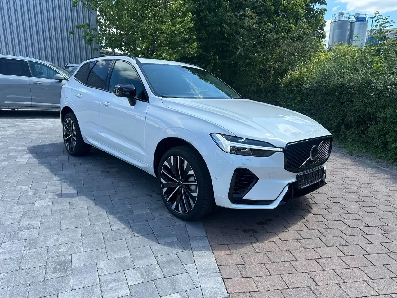 Volvo XC60 2025