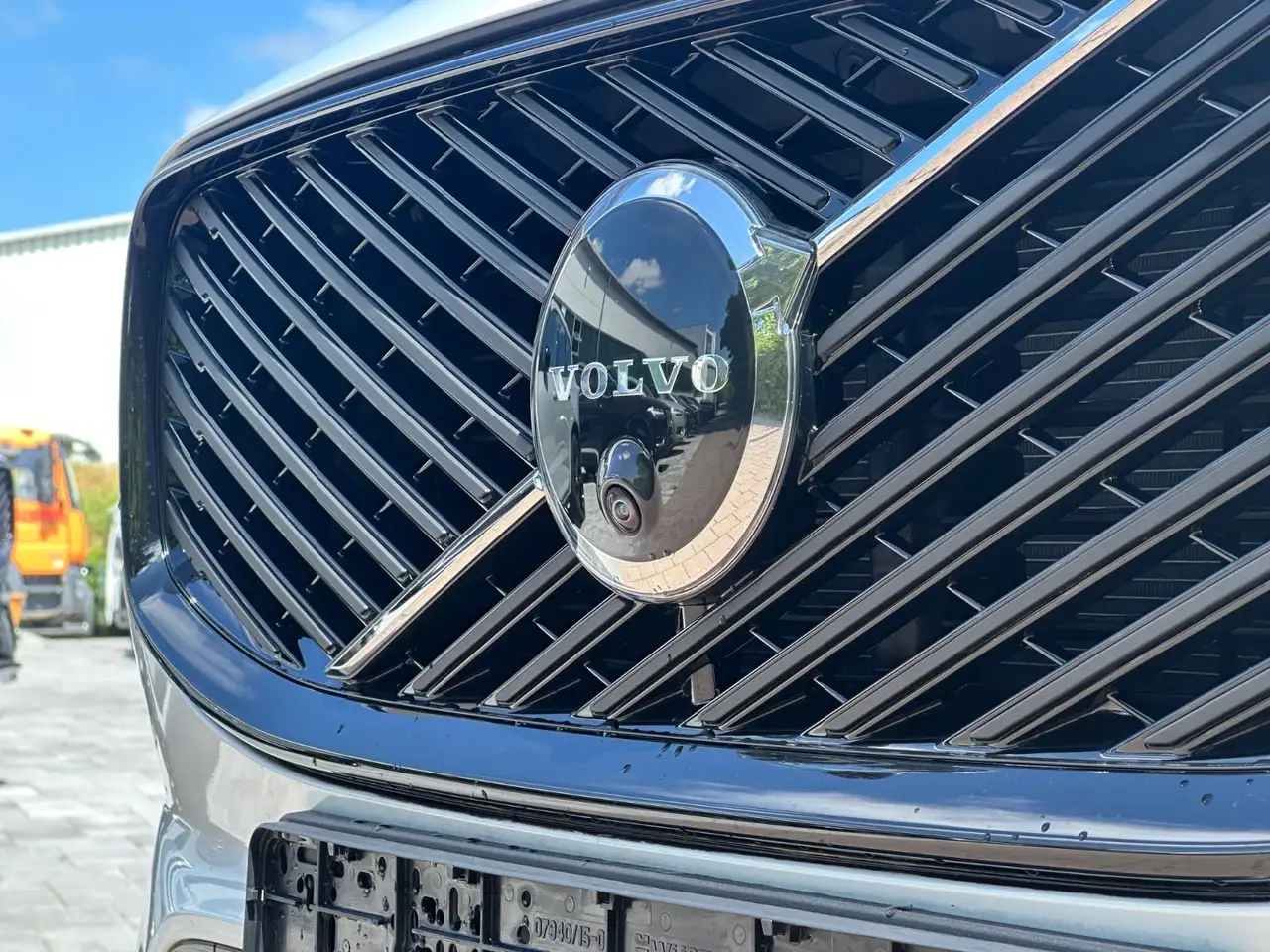 Volvo XC60 2025