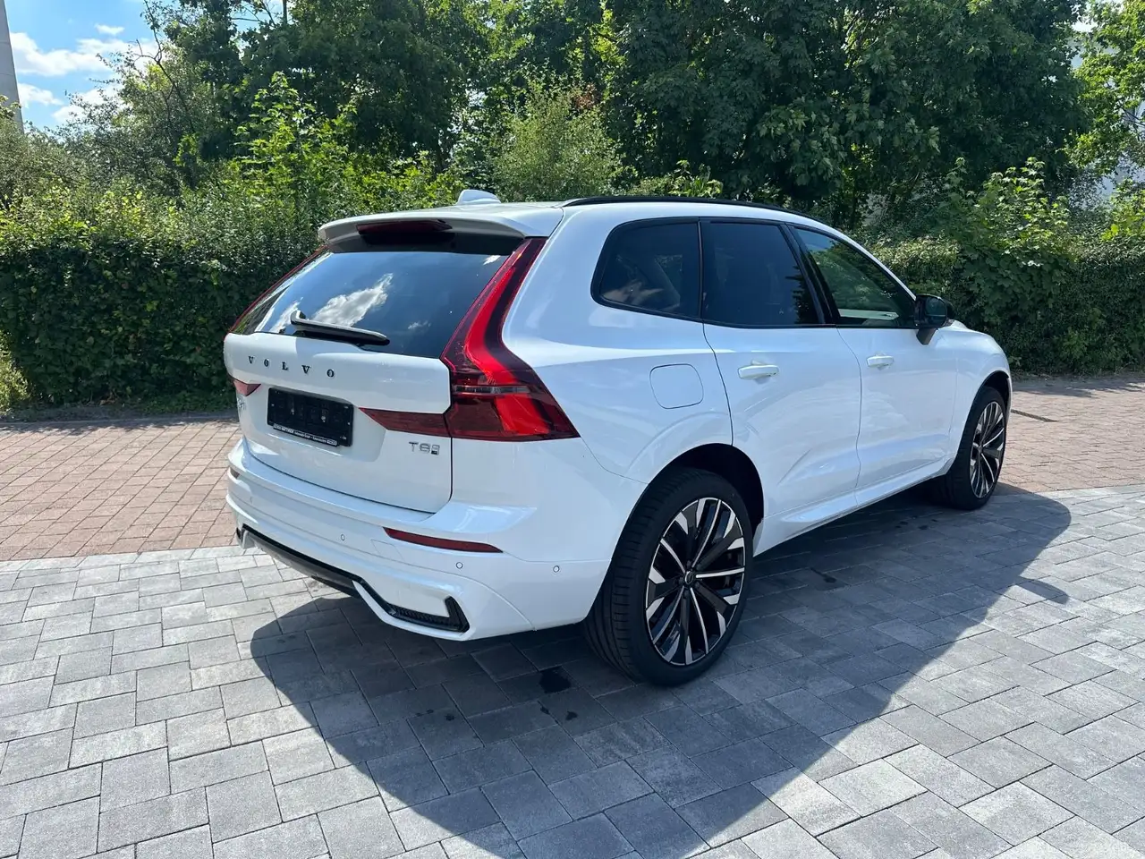 Volvo XC60 2025 — фото 10