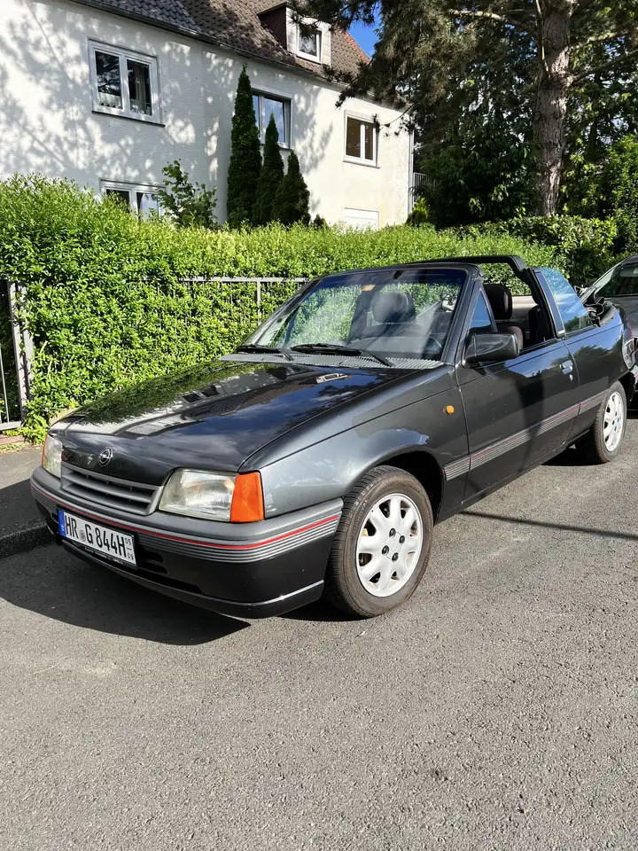 Opel Kadett E Cabrio Edition, foto 1