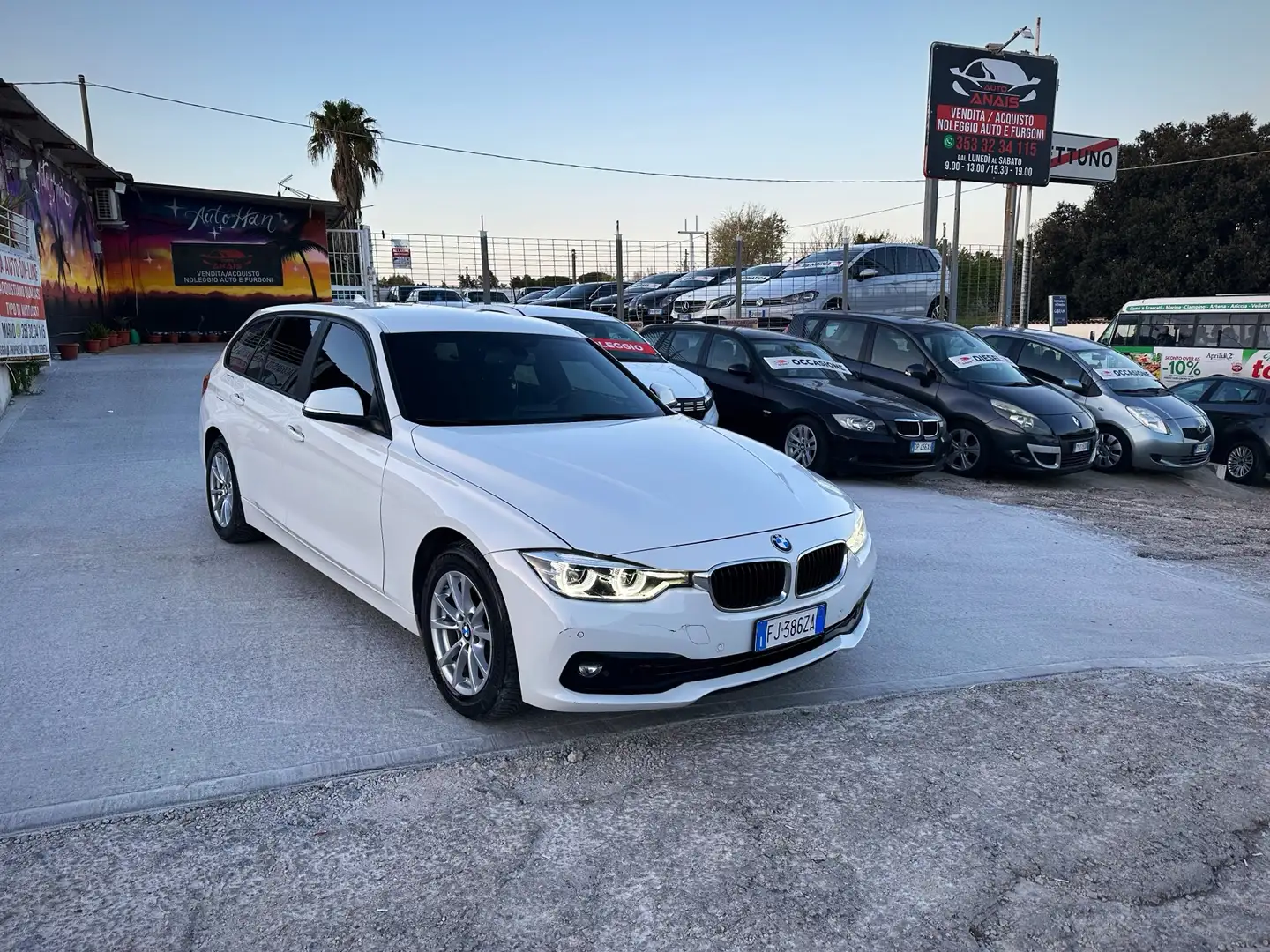 BMW 316 316d Touring Business Advantage auto Bianco - 1