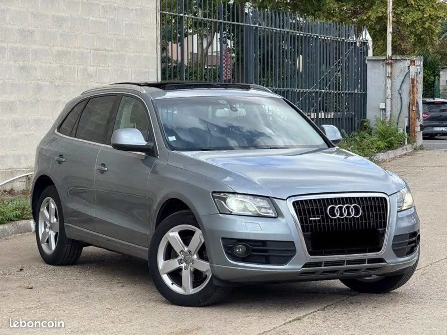 Audi Q5 3.0 TDi 240CV Quattro S Tronic7 Boîte Auto Année 09-2010 263.000KM Certifié Grau - 2