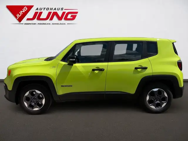 Jeep Renegade view 7