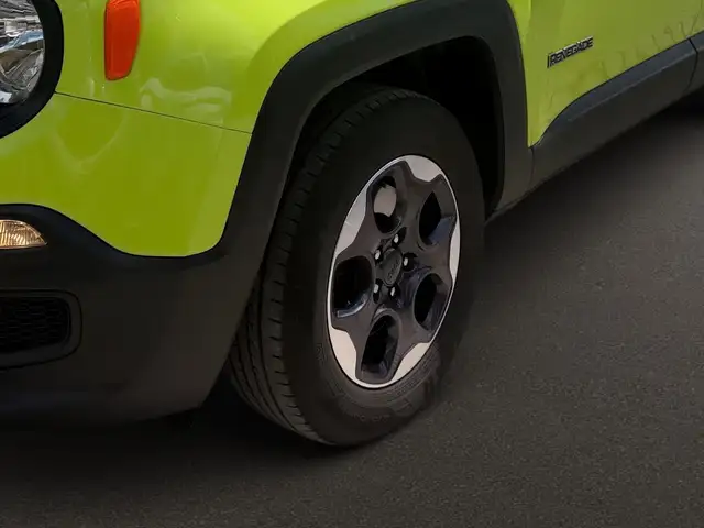 Jeep Renegade view 3