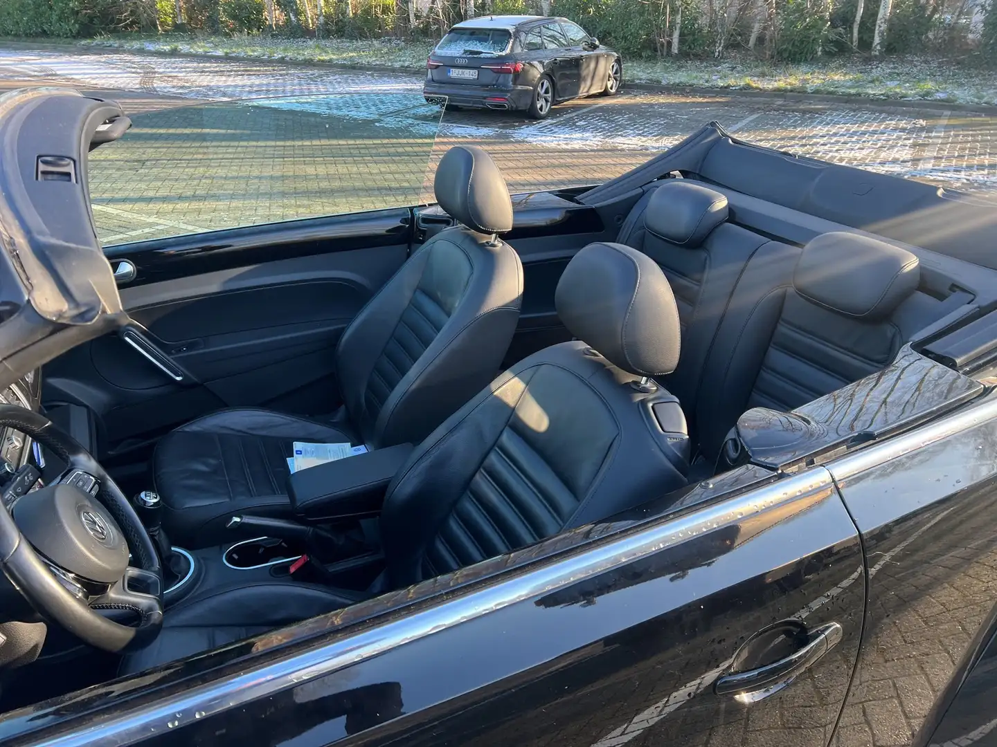 Volkswagen Beetle Beetle Cabriolet 1.6 CR TDi Noir - 1