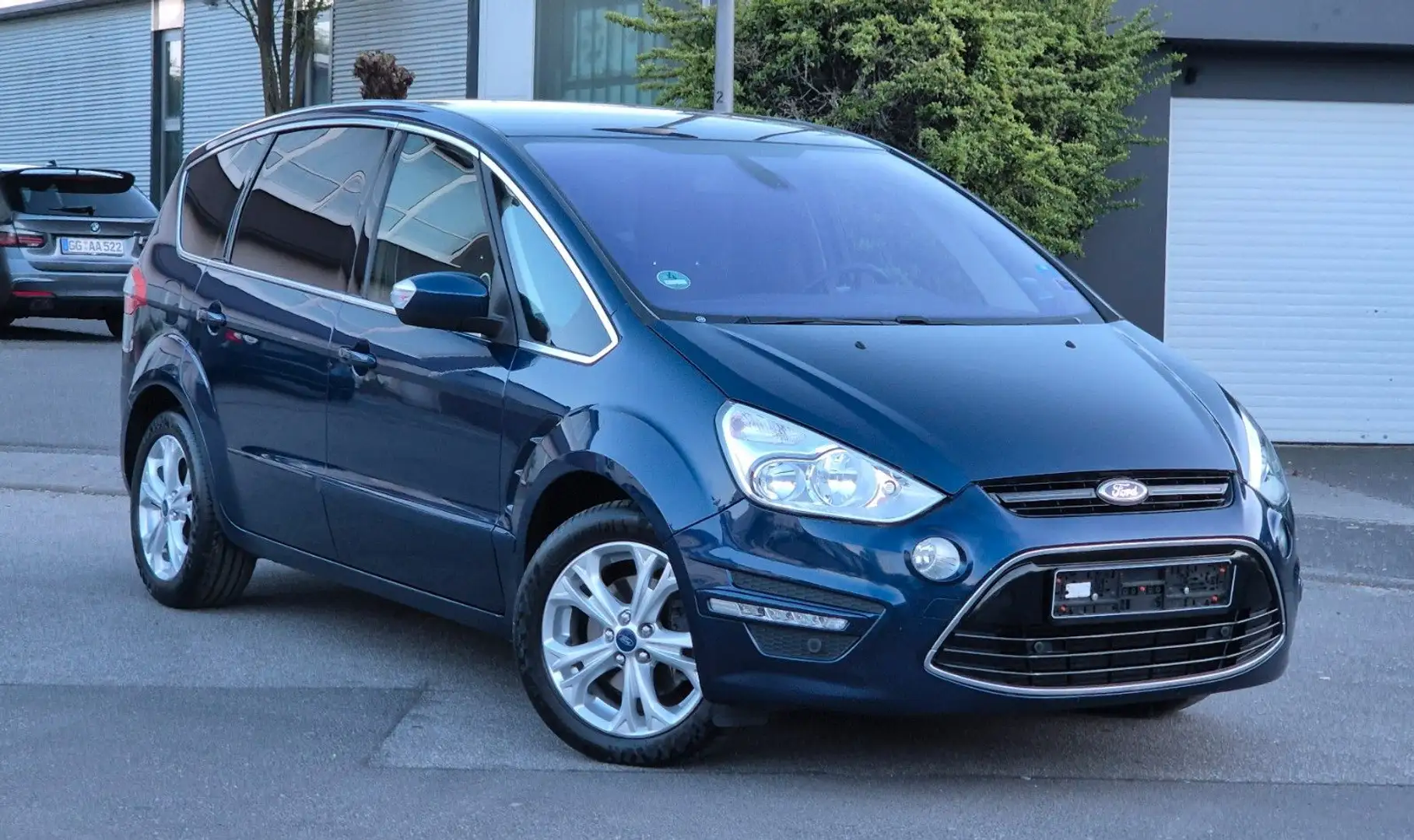 Ford S-Max S-MAX 2.2 Titanium  Automatik *1.HAND* 60.000 Km Blauw - 1
