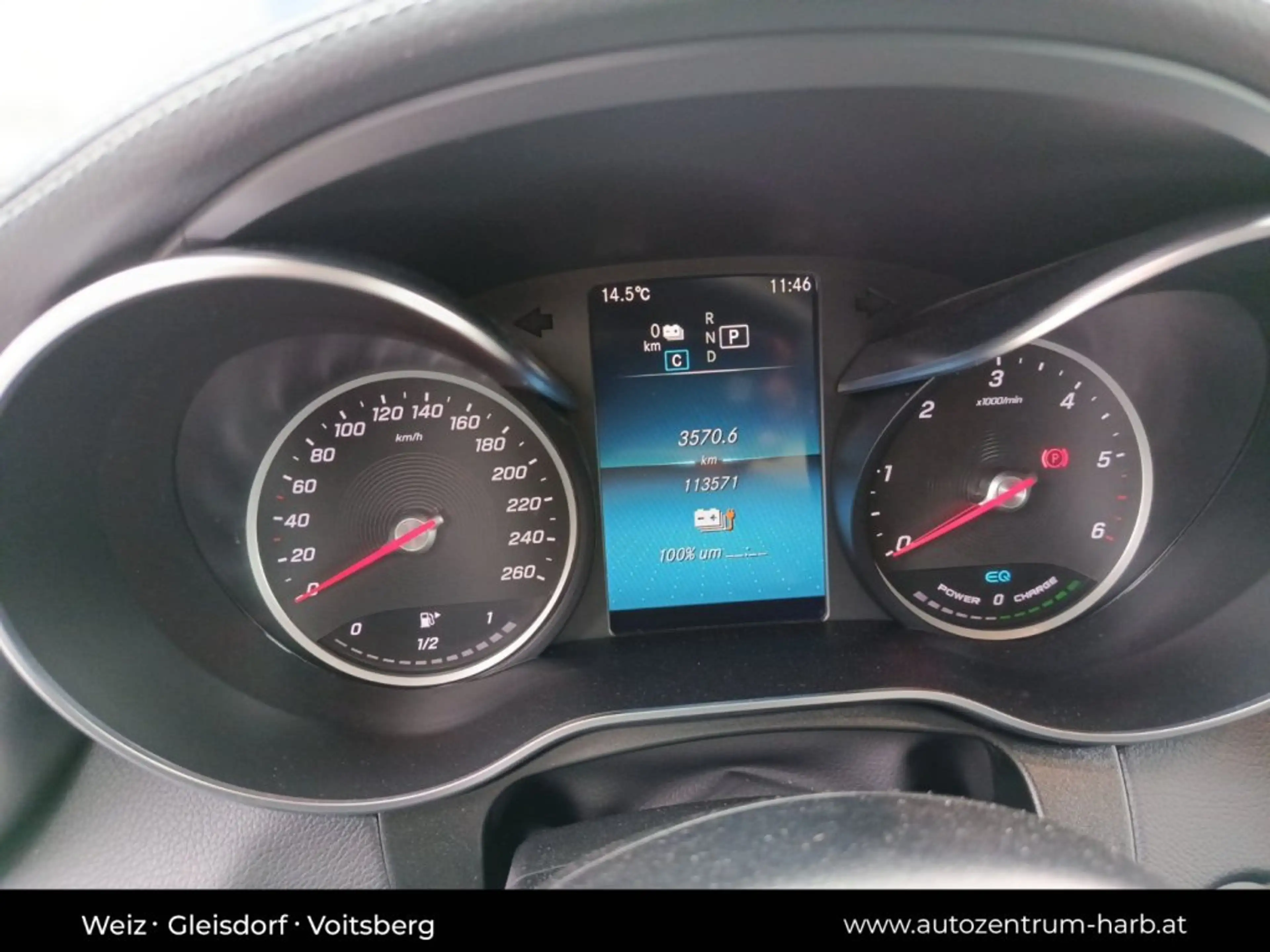 Mercedes-Benz GLC 300 de 4matic — photo 21