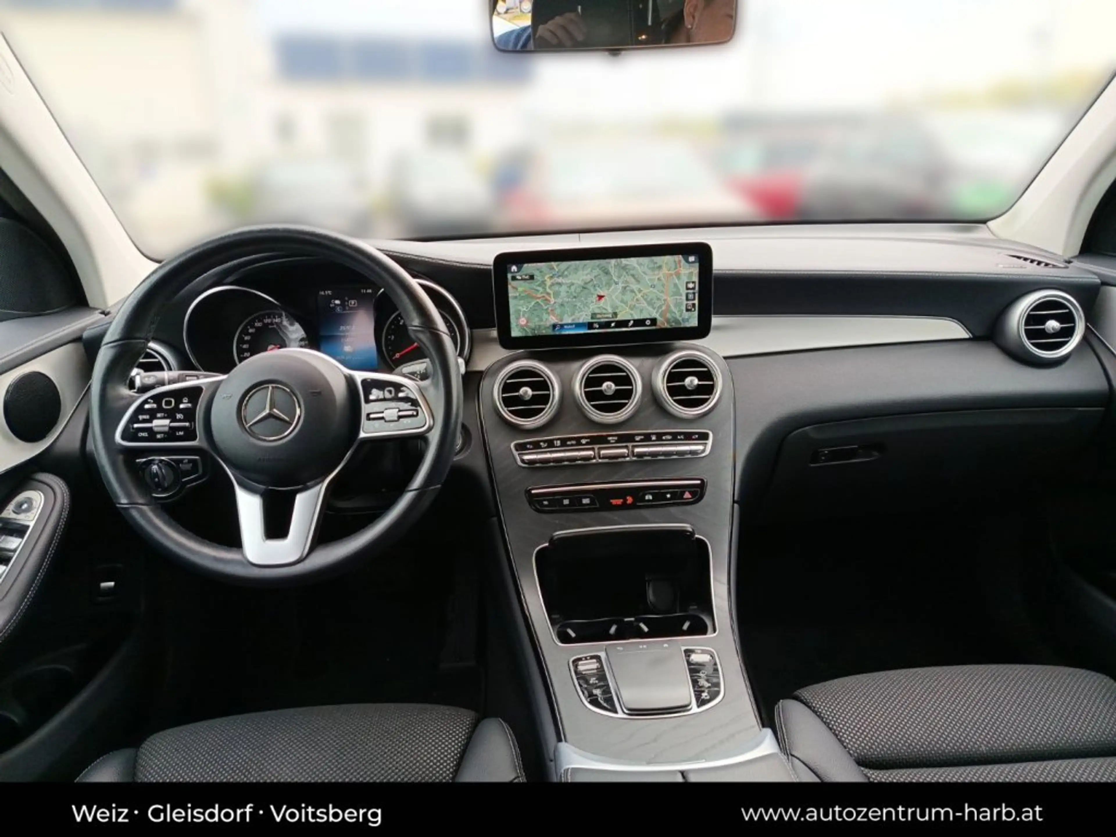Mercedes-Benz GLC 300 de 4matic — photo 23