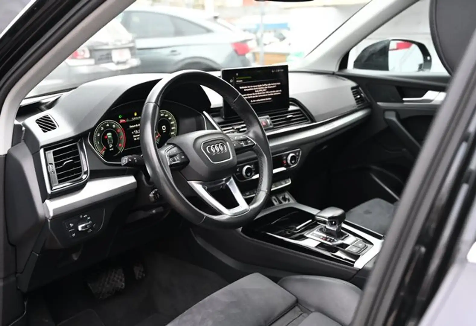 Audi Q5 Sportback 40 TFSI Quat. 1Hd*PANO*360°*ACC*AHK Schwarz - 2