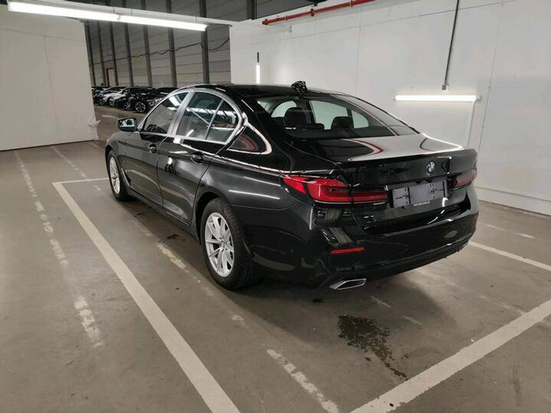 BMW 518 dA Berline **CUIR SPORT-FULL LED-NAVI-PARKING-CAMERA** — photo 4