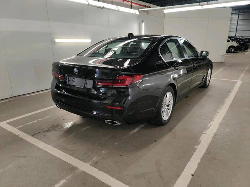 BMW 518 dA Berline **CUIR SPORT-FULL LED-NAVI-PARKING-CAMERA** — photo 5
