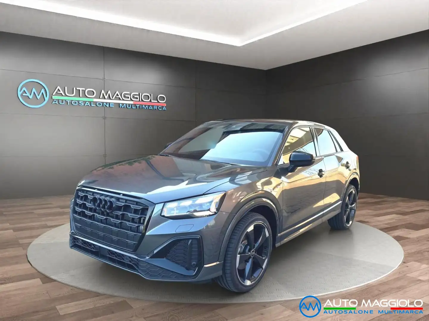 Audi Q2 35 TFSI S tronic Identity Black PREZZO REALE Grigio - 1