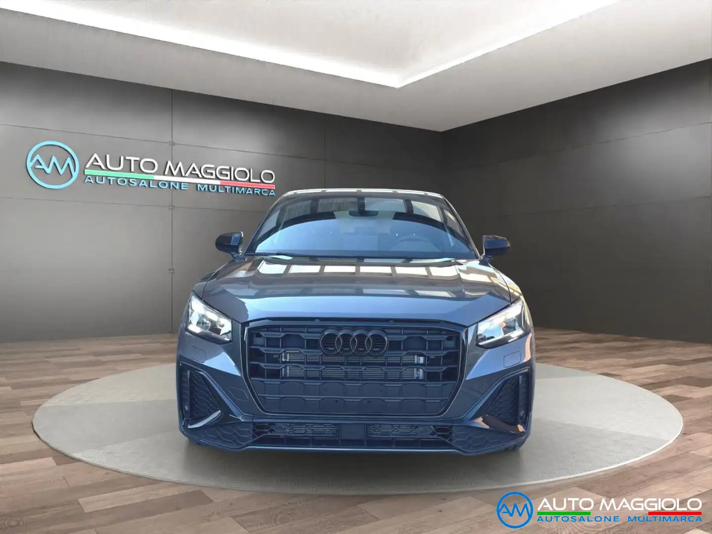 Audi Q2 35 TFSI S tronic Identity Black PREZZO REALE Grigio - 2