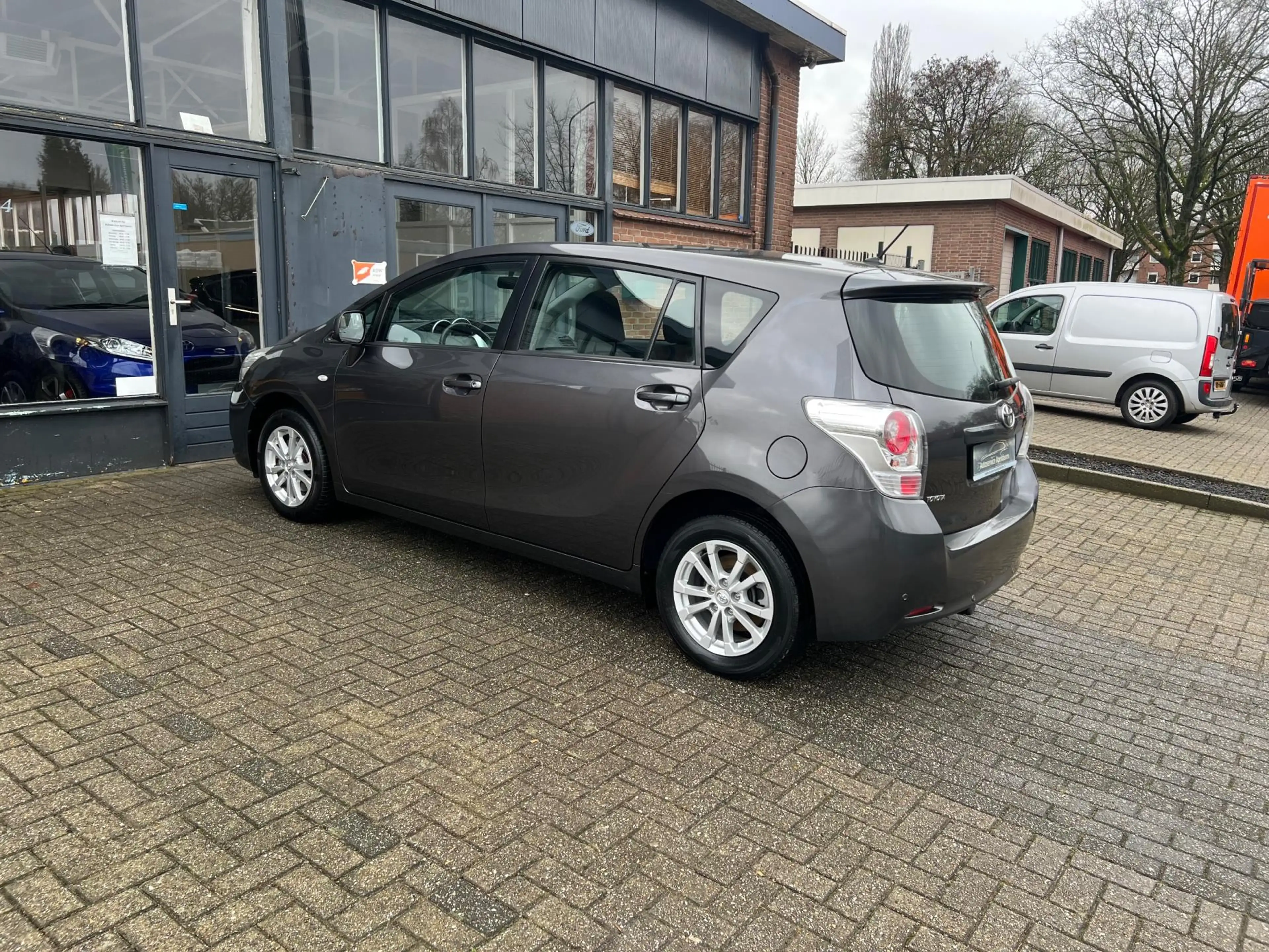Toyota Verso 1.6 VVT-i Business, Navi, Pano, Trekhaak — photo 11
