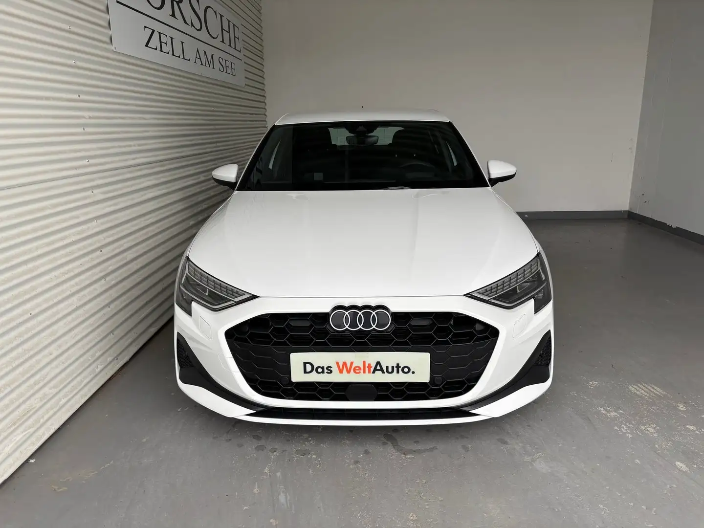 Audi A3 30 TDI Weiß - 2