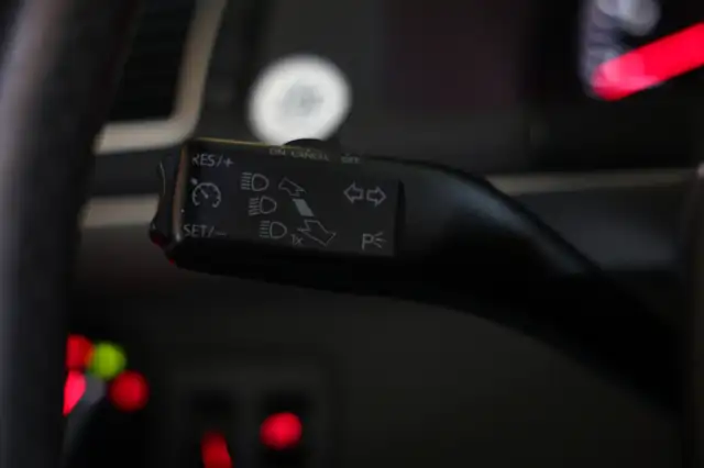 Volkswagen Touran view 15