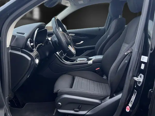 Mercedes-Benz GLC view 13