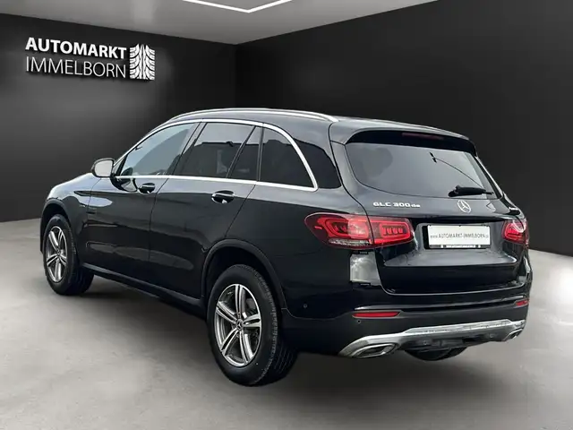 Mercedes-Benz GLC view 6
