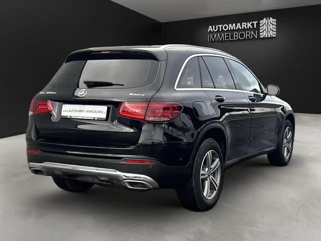 Mercedes-Benz GLC view 7