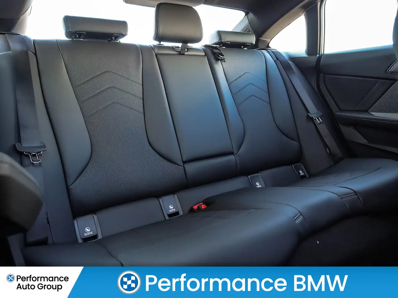 BMW 2 Series снимка BMW 2 Series