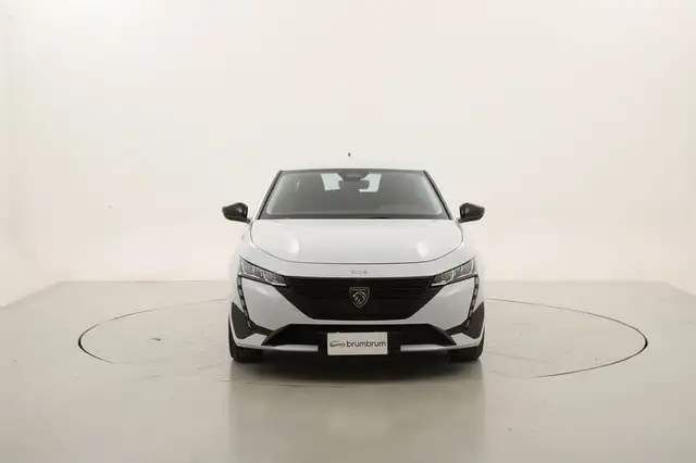 Peugeot 308 view 8