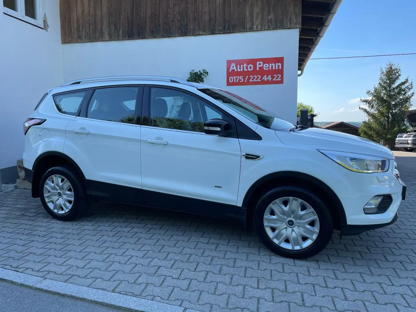 Ford Kuga Trend 4x4 Automatik  Sitzheizung Garantie Weiß - 1