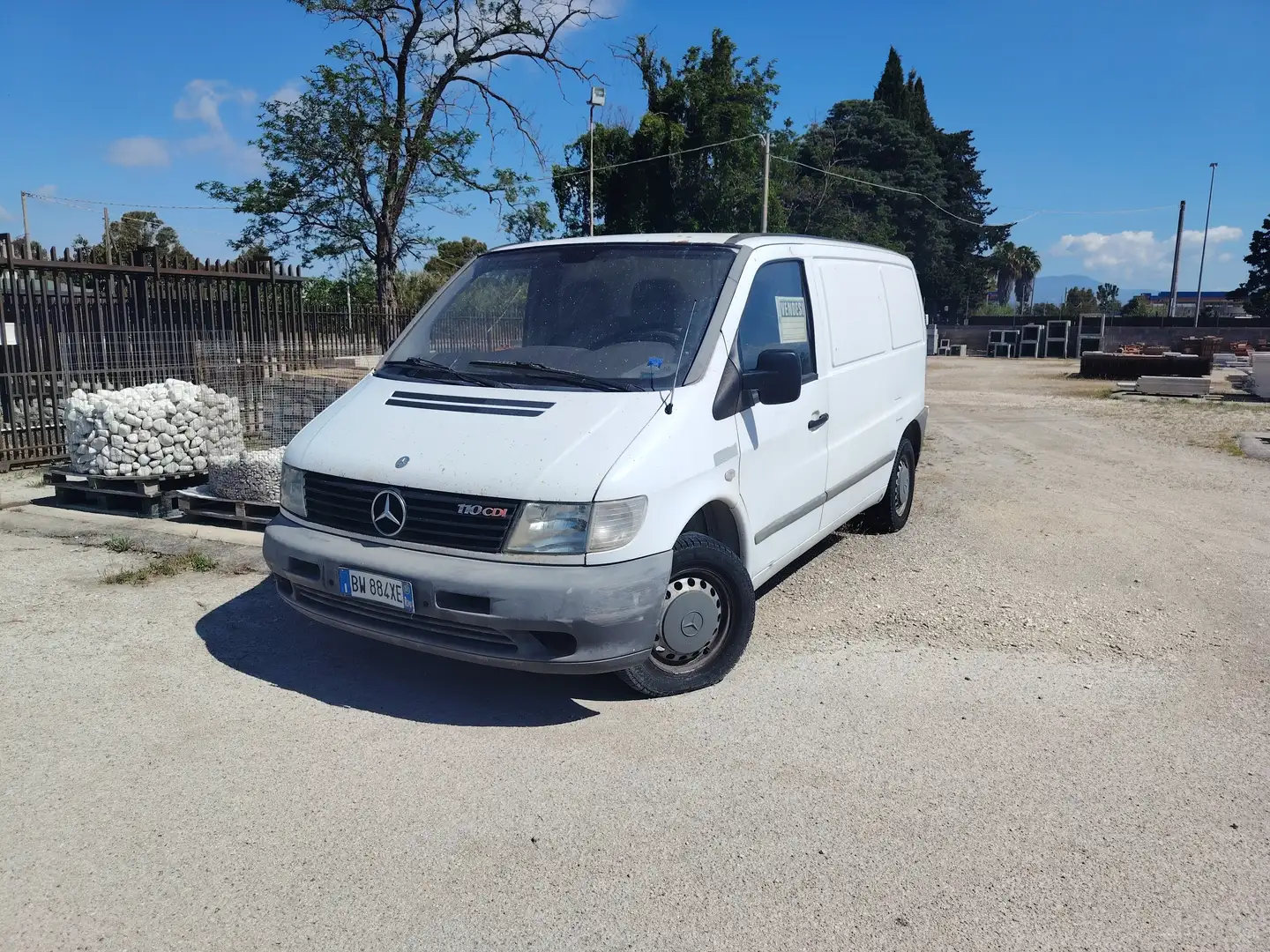 Mercedes-Benz Vito - 1