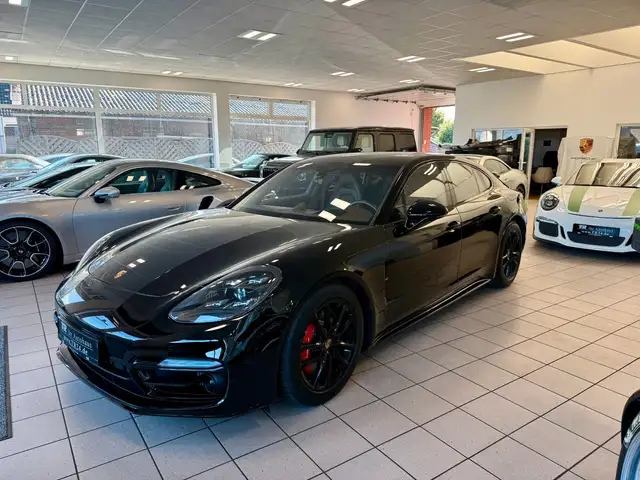 Porsche Panamera view 2