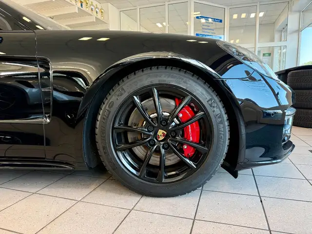 Porsche Panamera view 6