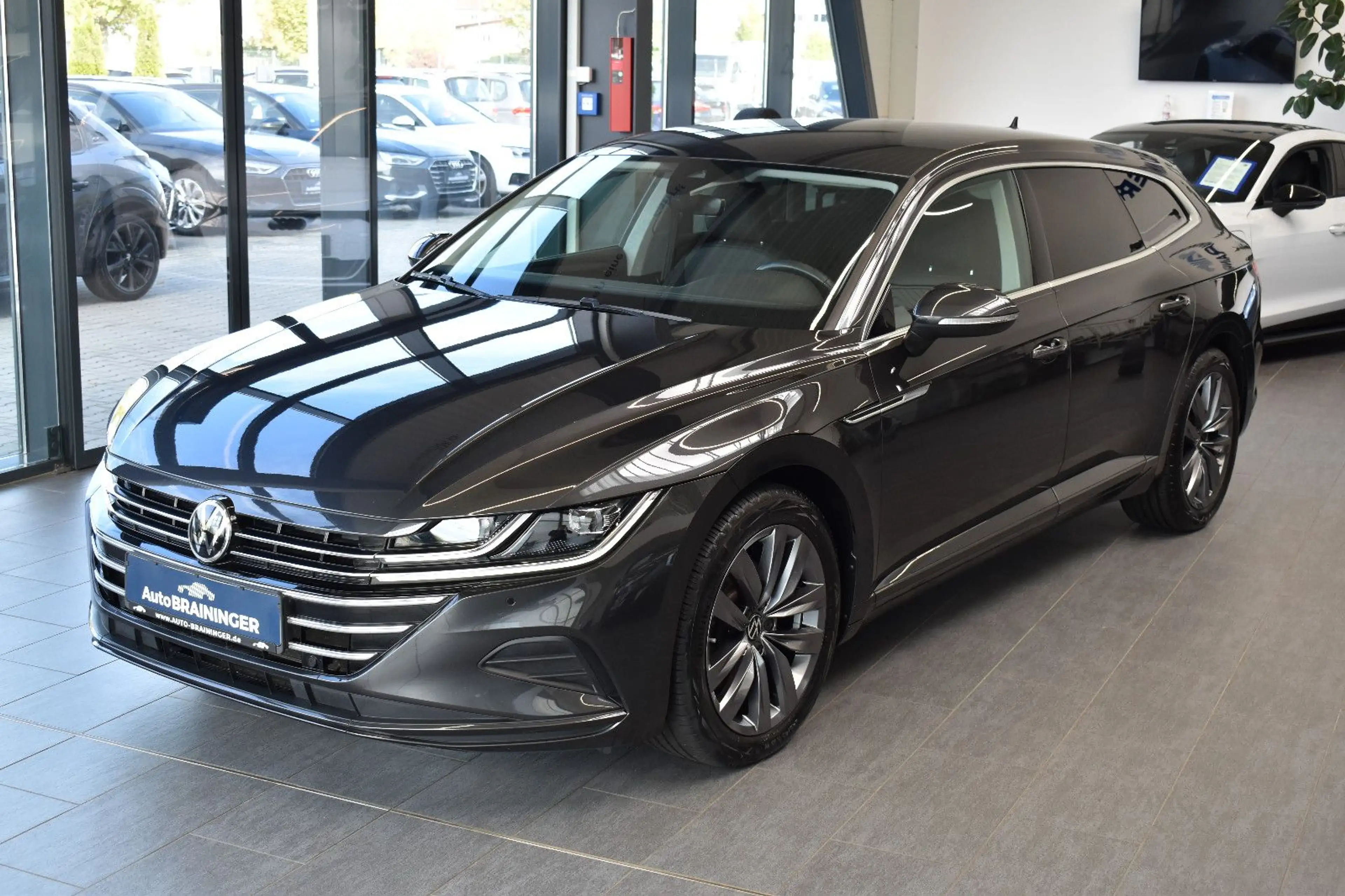 Volkswagen Arteon 2.0TDI Shooting Brake DSG LED~Virtual~ACC — photo 4