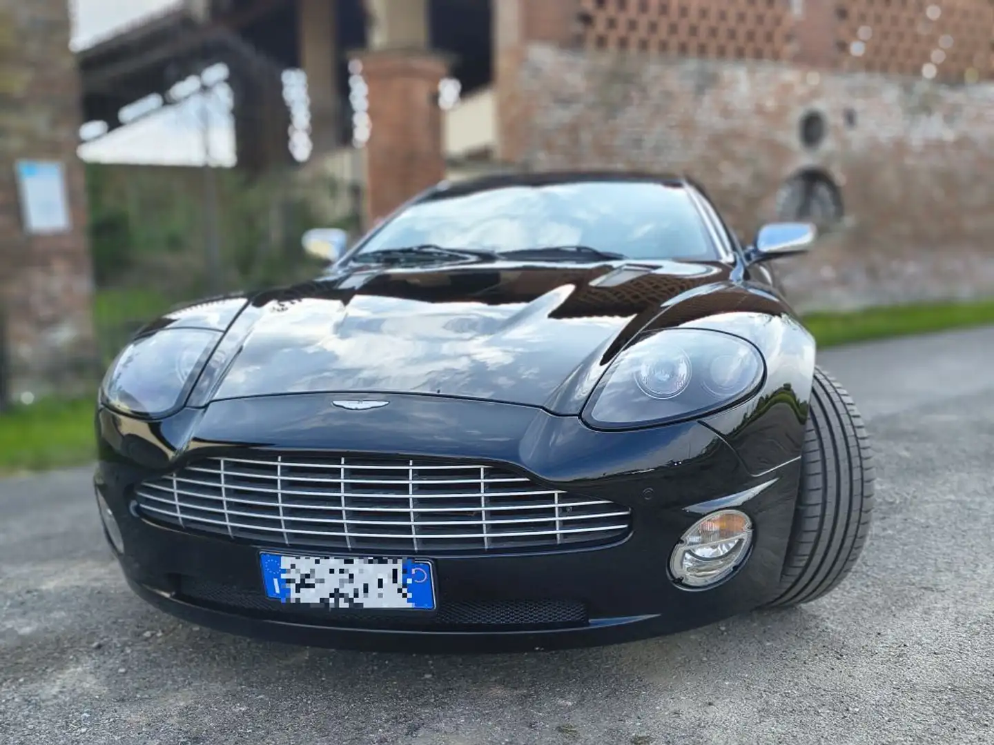 Aston Martin Vanquish Vanquish Coupe 6.0 V12 Noir - 2