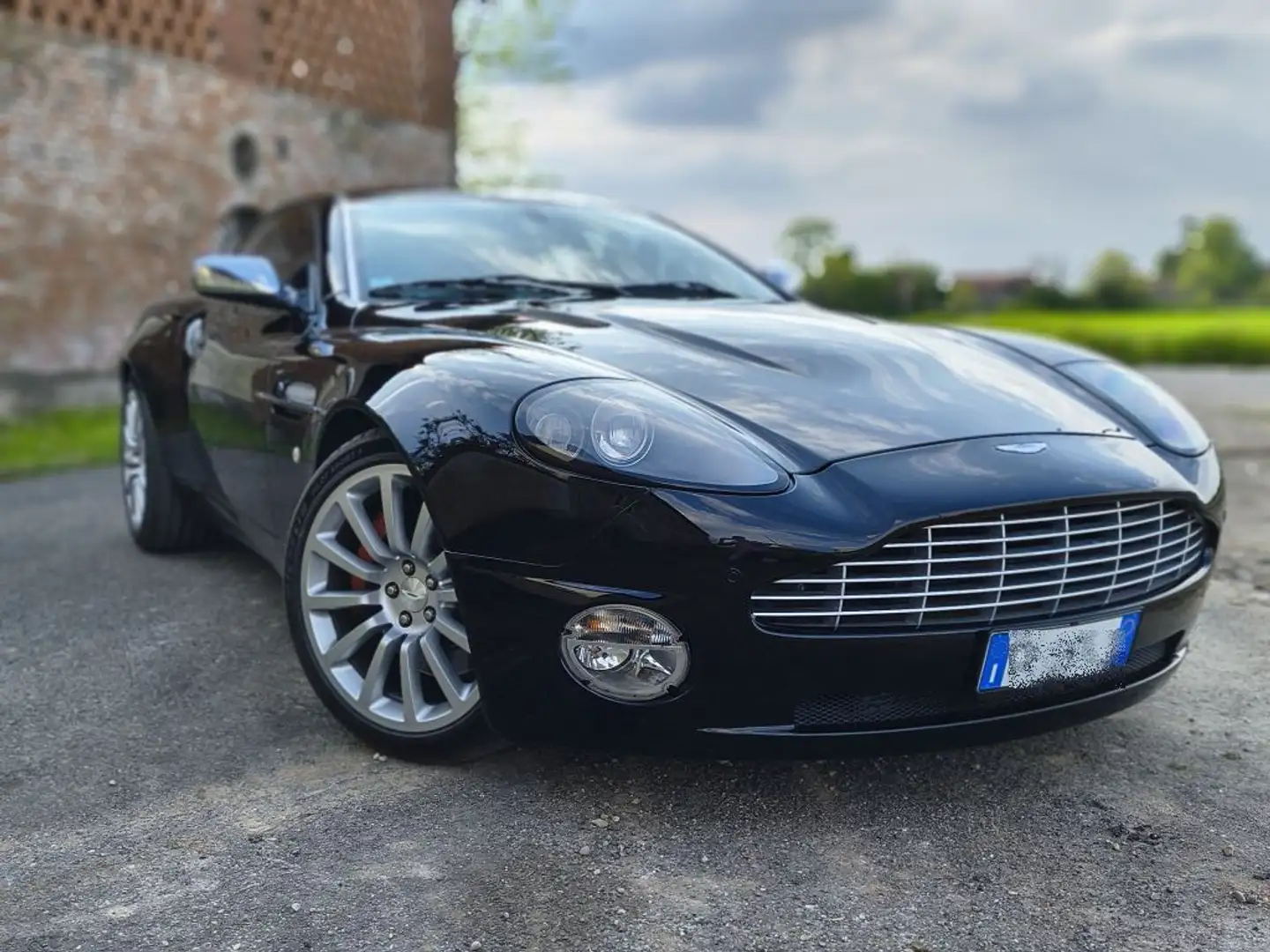 Aston Martin Vanquish Vanquish Coupe 6.0 V12 Noir - 1
