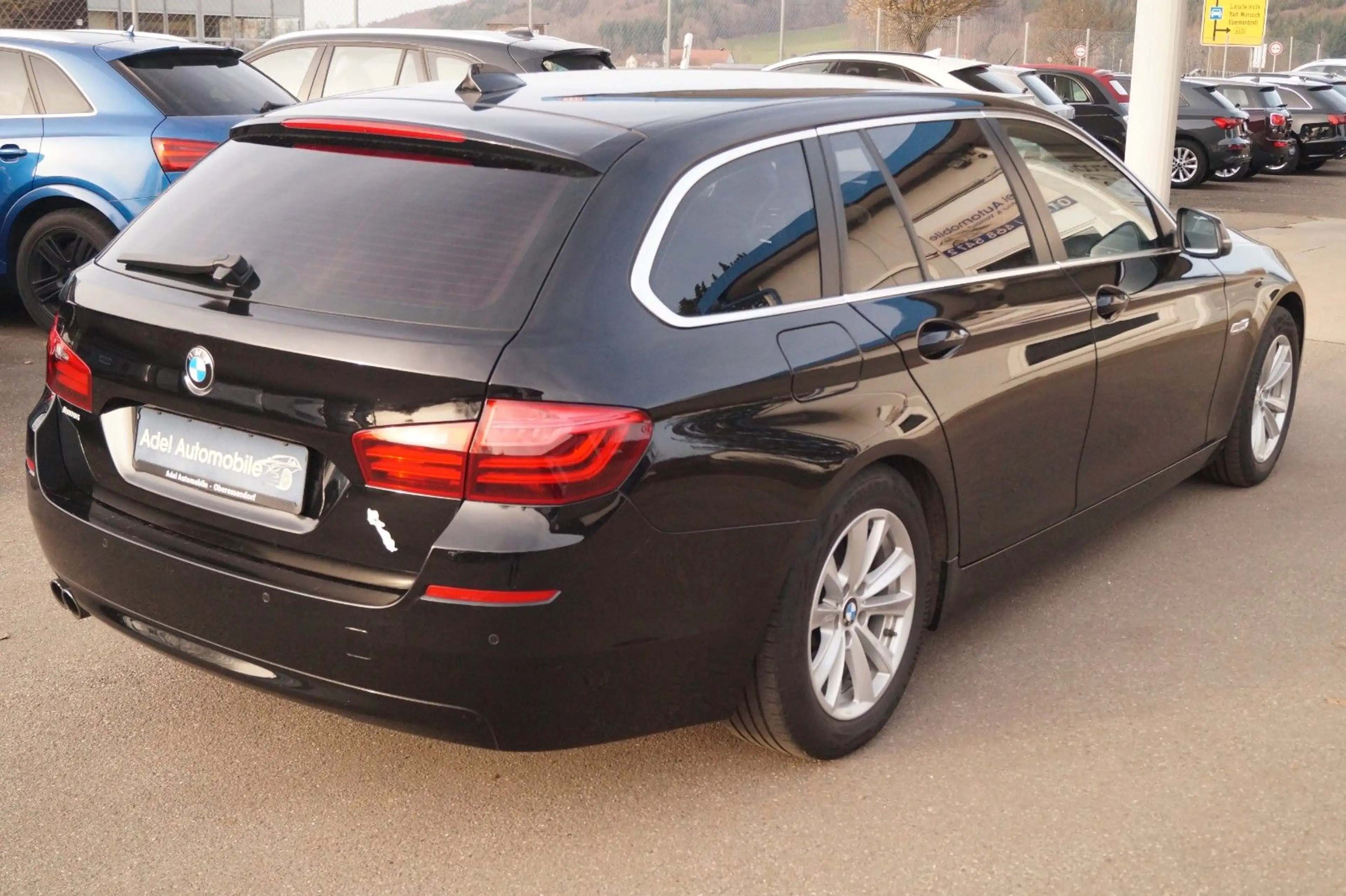 BMW 525 d Touring Aut Navi AHK PDC — photo 8