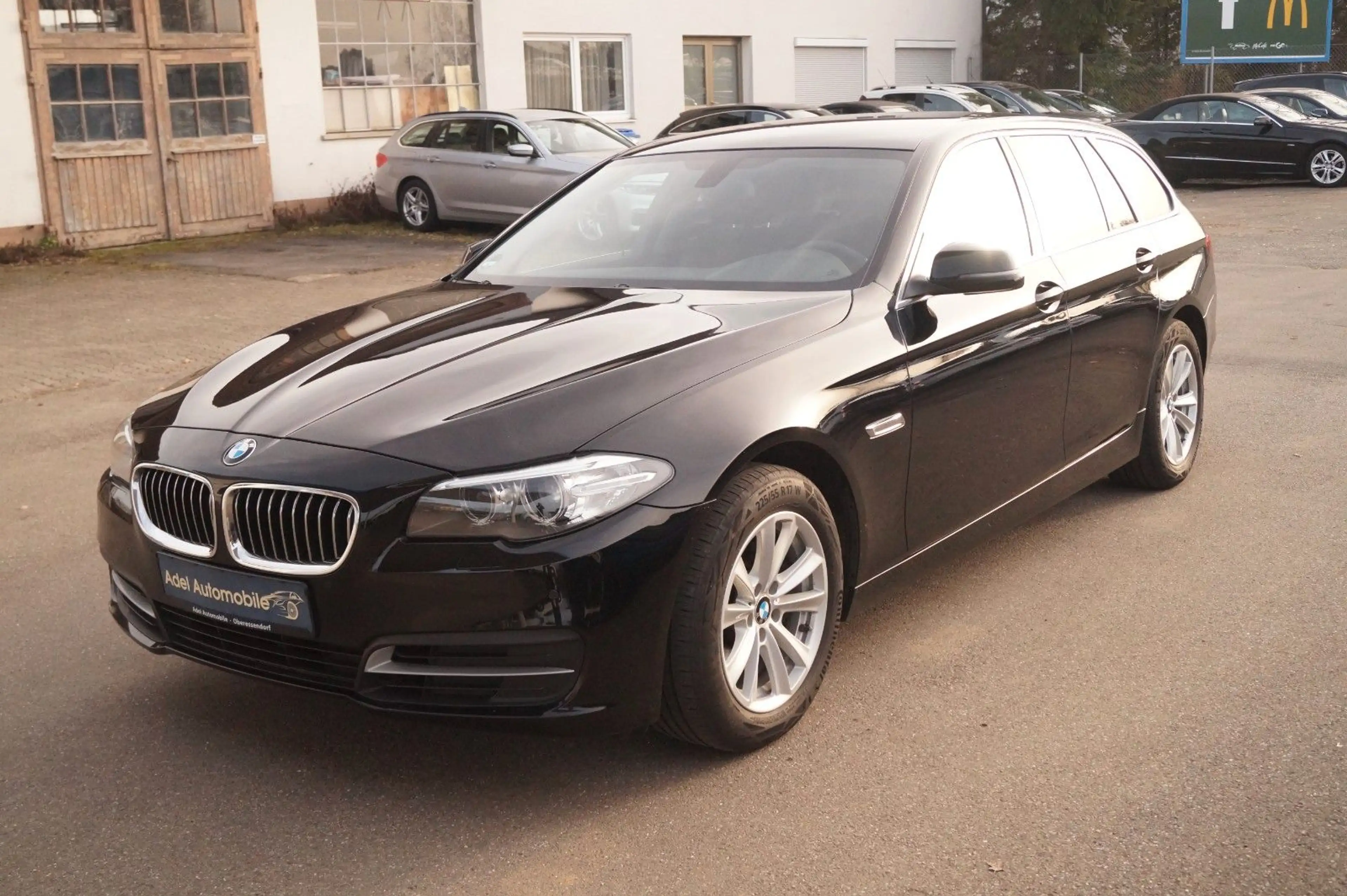 BMW 525 d Touring Aut Navi AHK PDC — photo 2